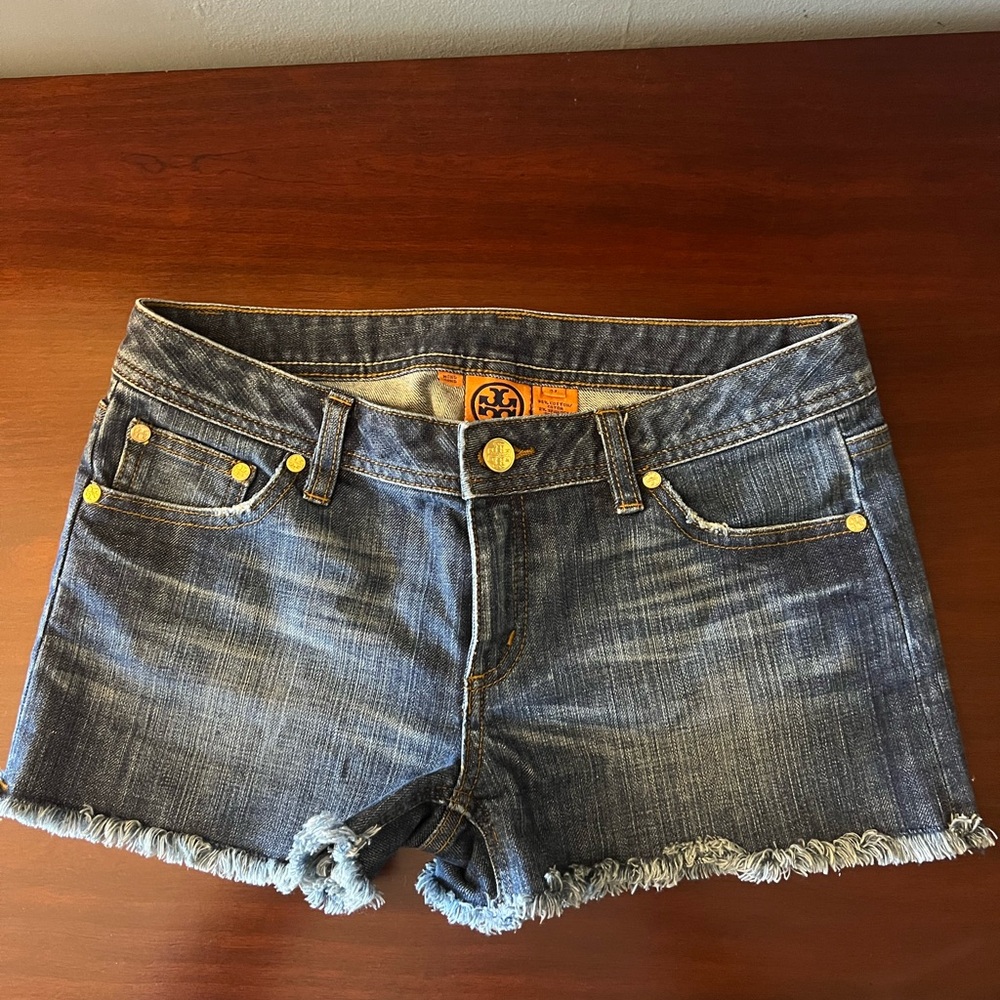 Tory Burch cut off jean shorts size 27.